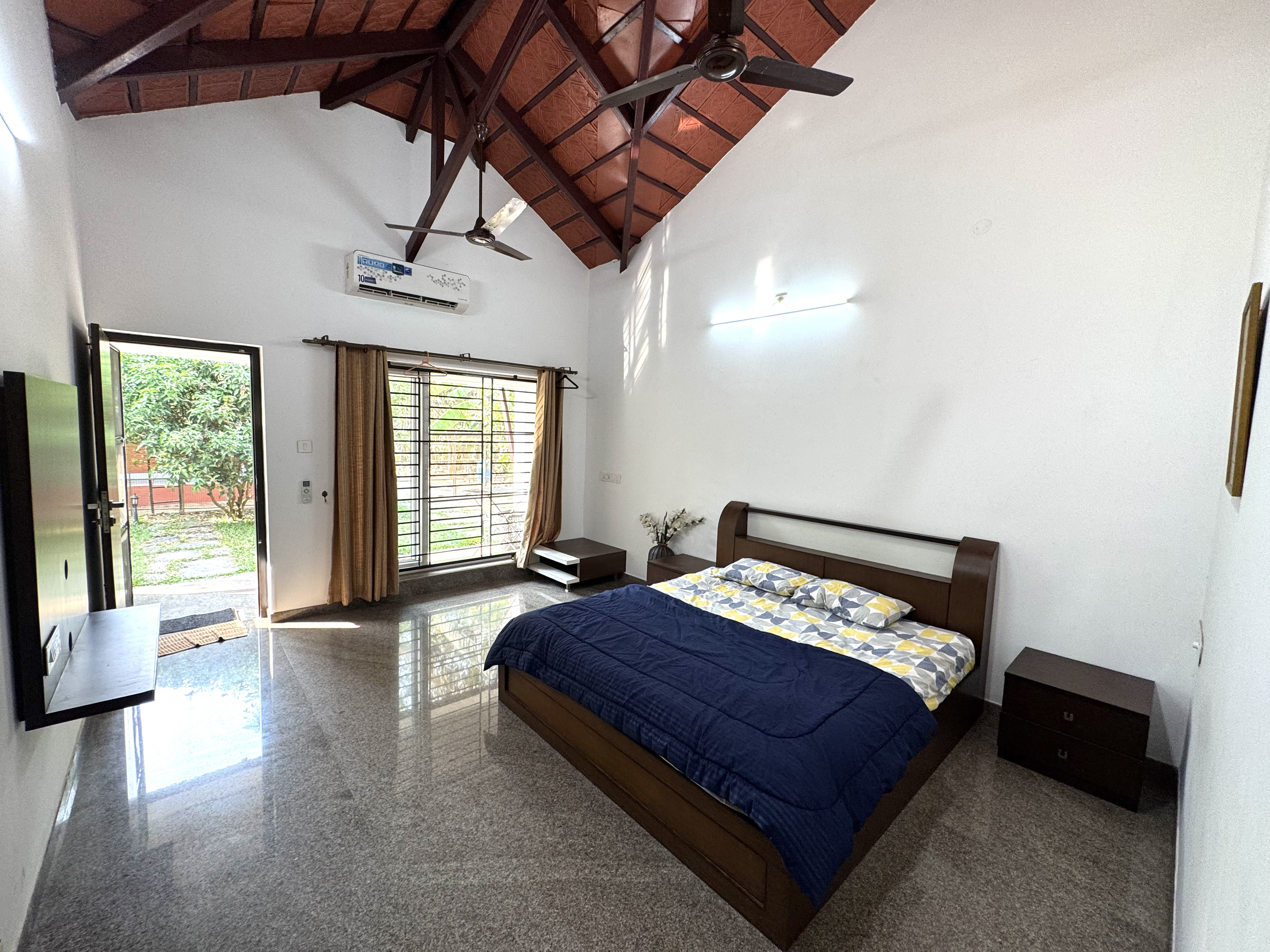 Rego Farms Room Interior